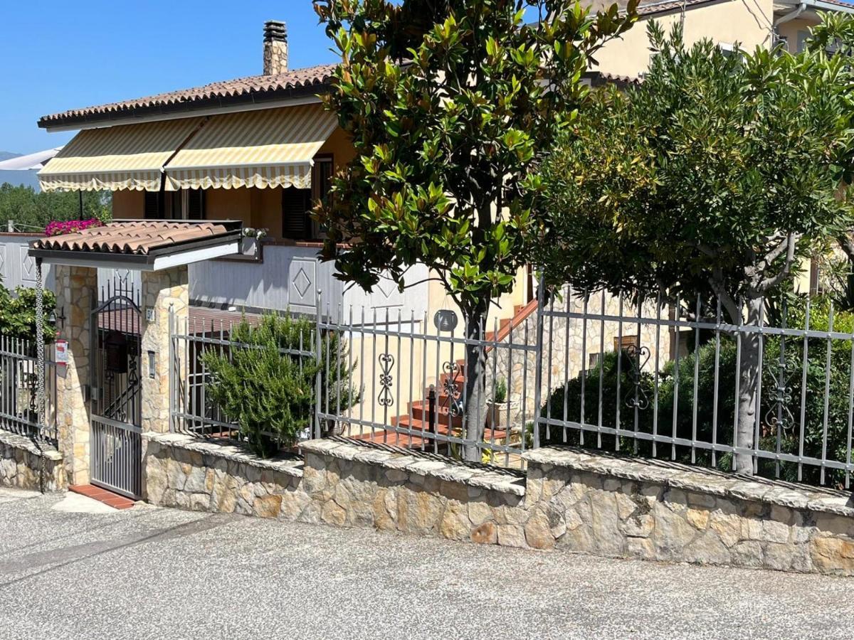 Villa La Casa Di Panfilo à Sulmona Extérieur photo